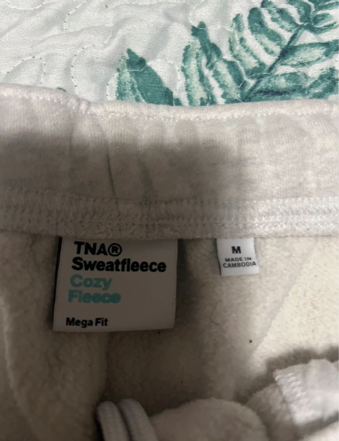 Aritzia Mega Fit Sweatpants - photo 3