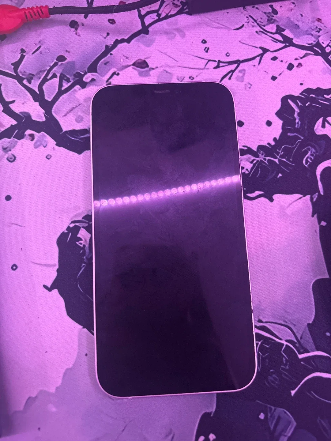 Apple iPhone 12 Cracked Back - White
