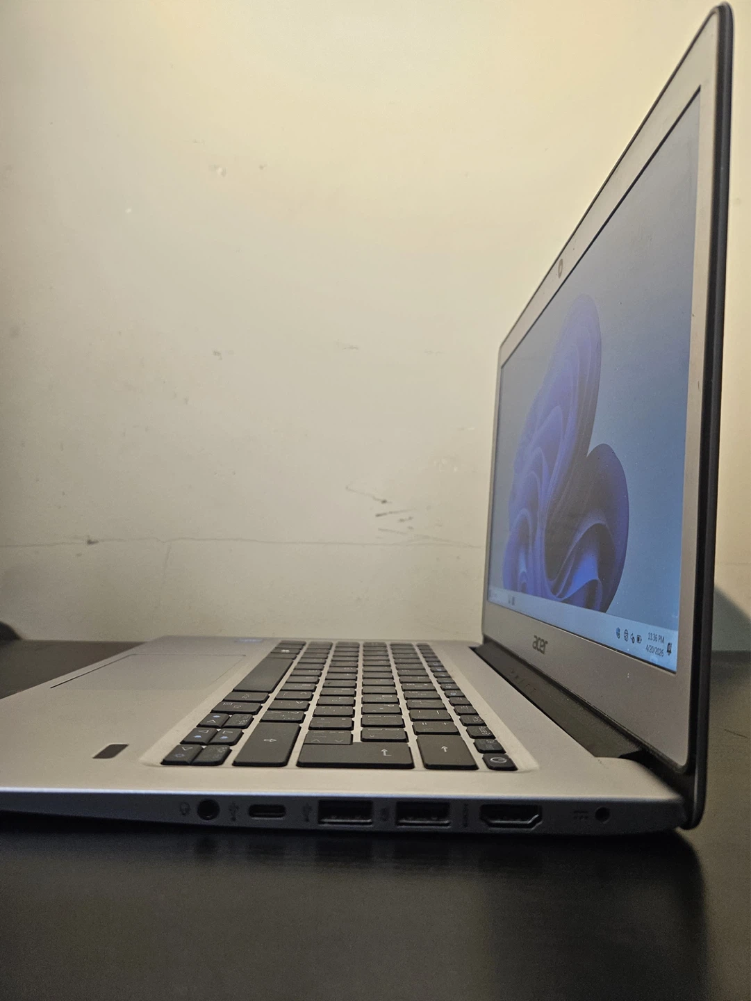 🔥 Acer Swift 1 - Excellent Battery + Charger - photo 3