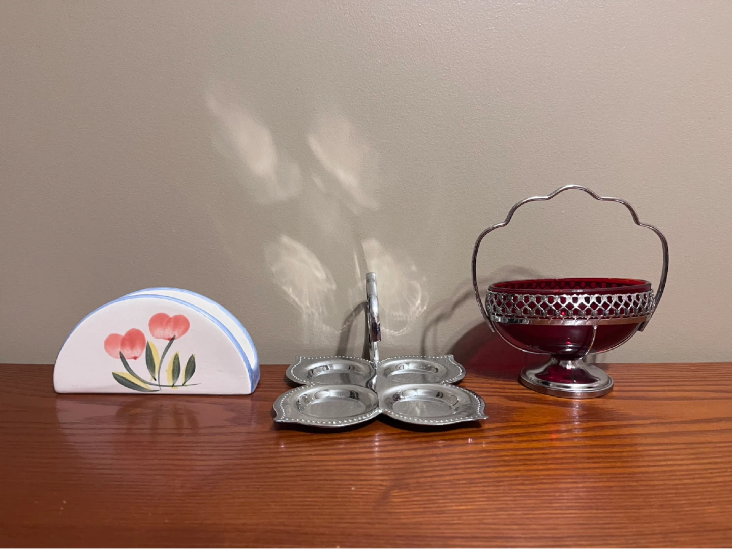 VINTAGE NAPKIN HOLDER, CONDIMENT SERVER & SUGAR/JAM BOWL