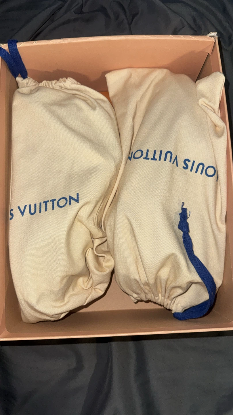 Louis Vuitton Blue Leather LV Trainer Sneakers - photo 2