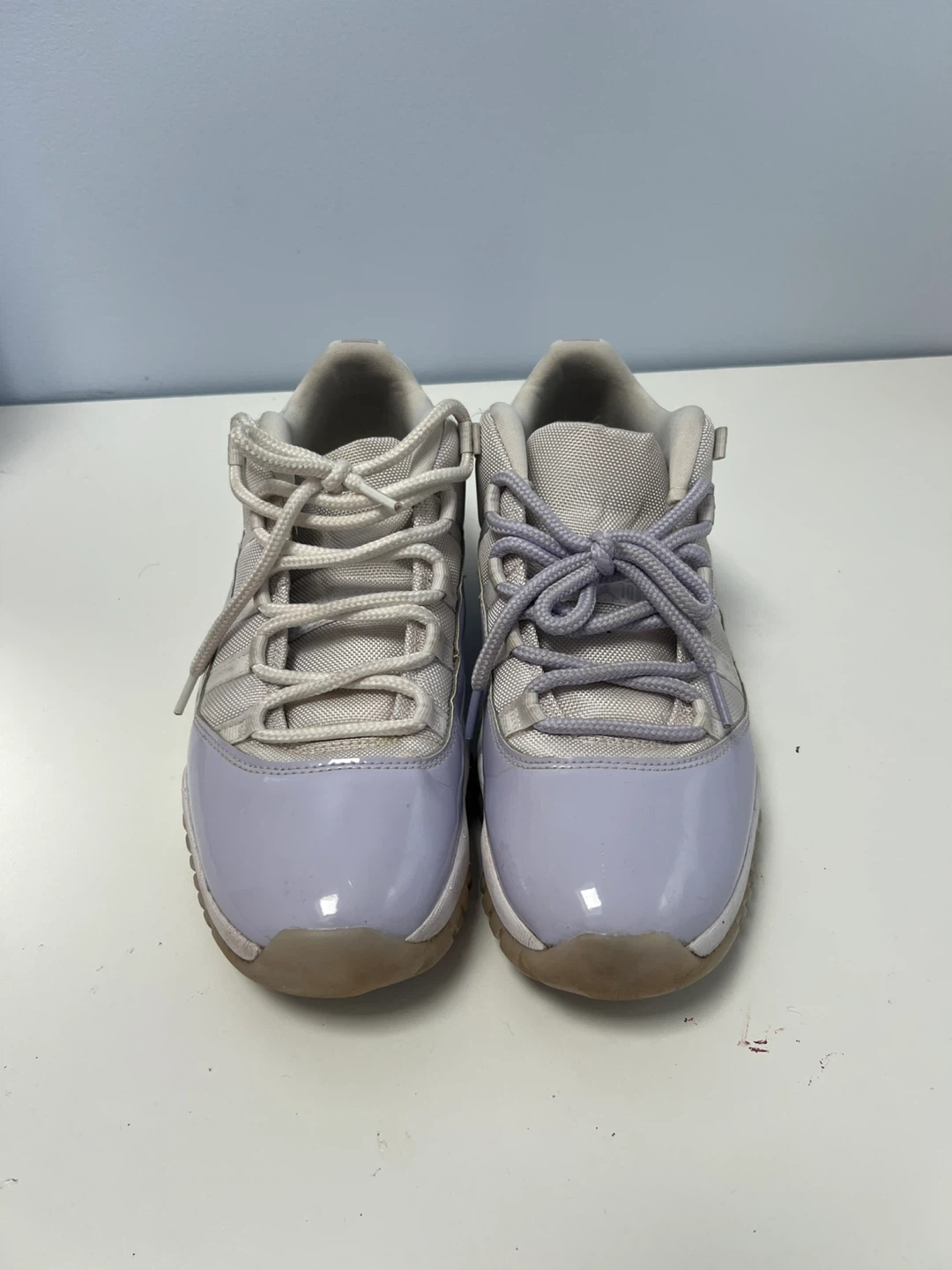 Air Jordan 11 (Women's) Lilac & White Sneakers - photo 2