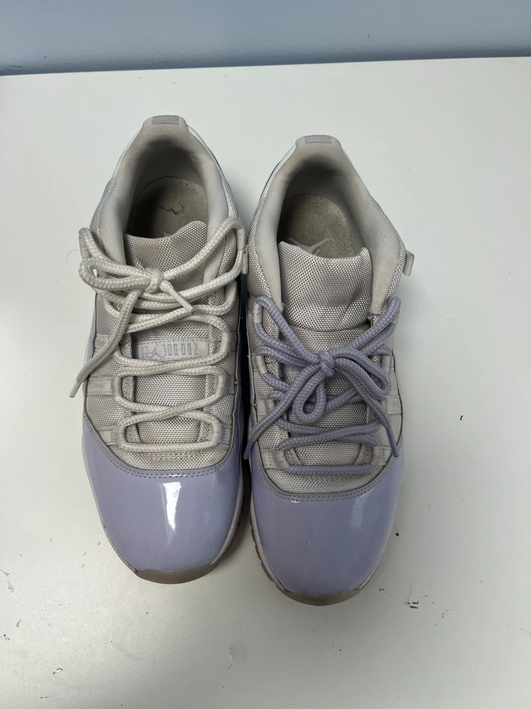 Air Jordan 11 (Women's) Lilac & White Sneakers - photo 4