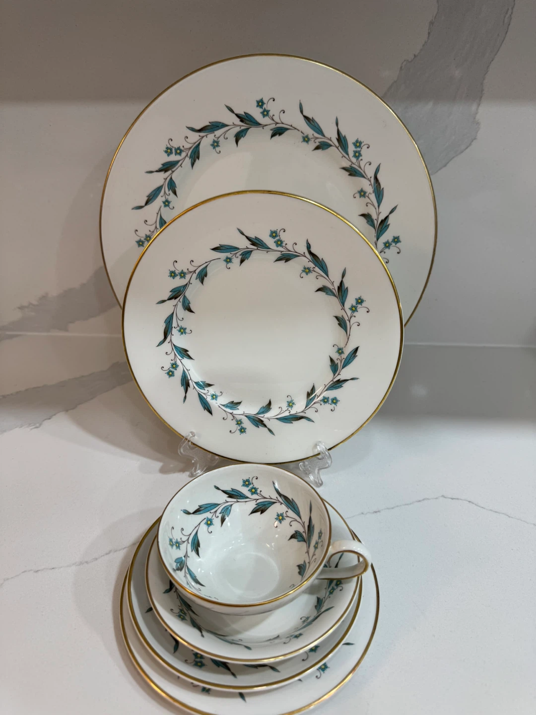 Myott Carisbrooke Dinnerware - photo 2