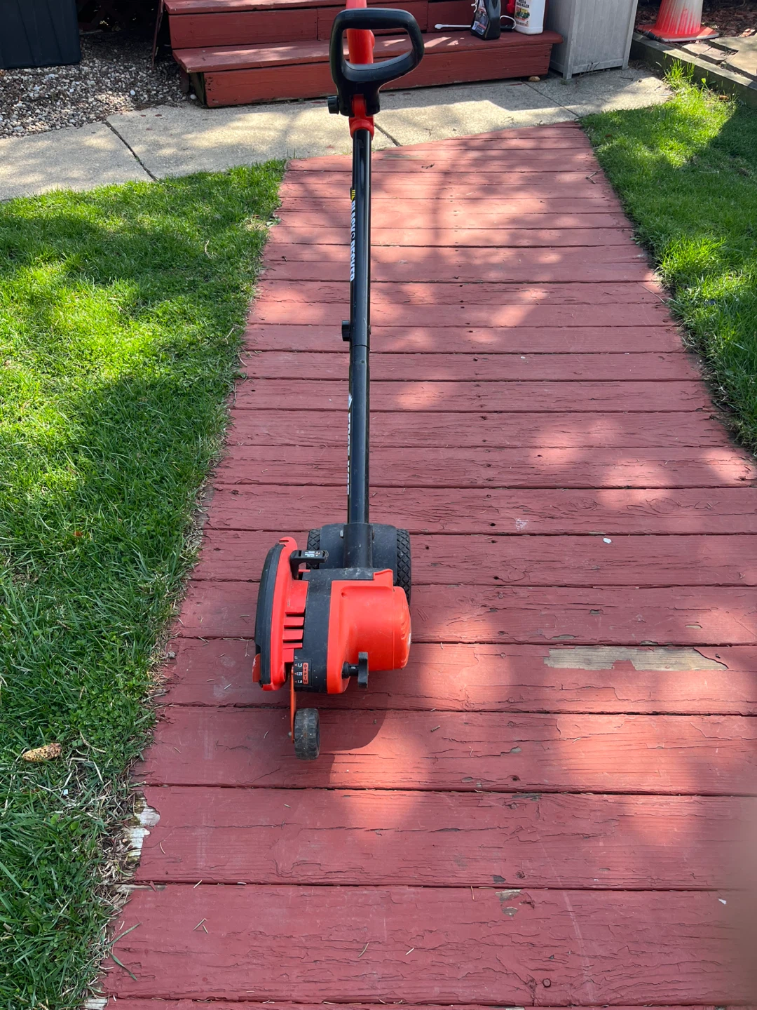 Black+Decker Electric Edger Trimmer - photo 2