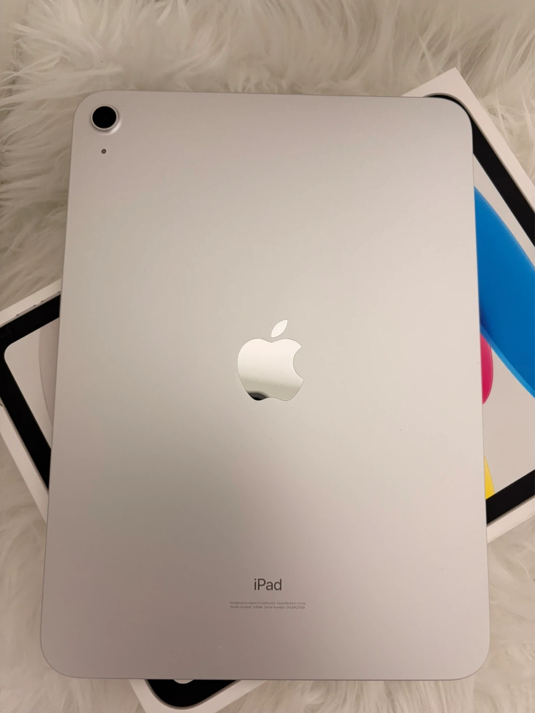 Apple iPad 10th Gen - photo 2