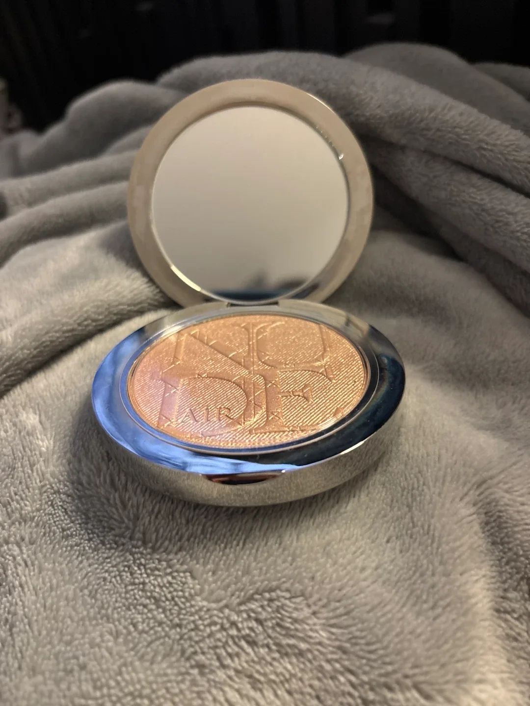 Dior Diorskin Nude Air Luminizer Shimmering Sculpting Powder 003