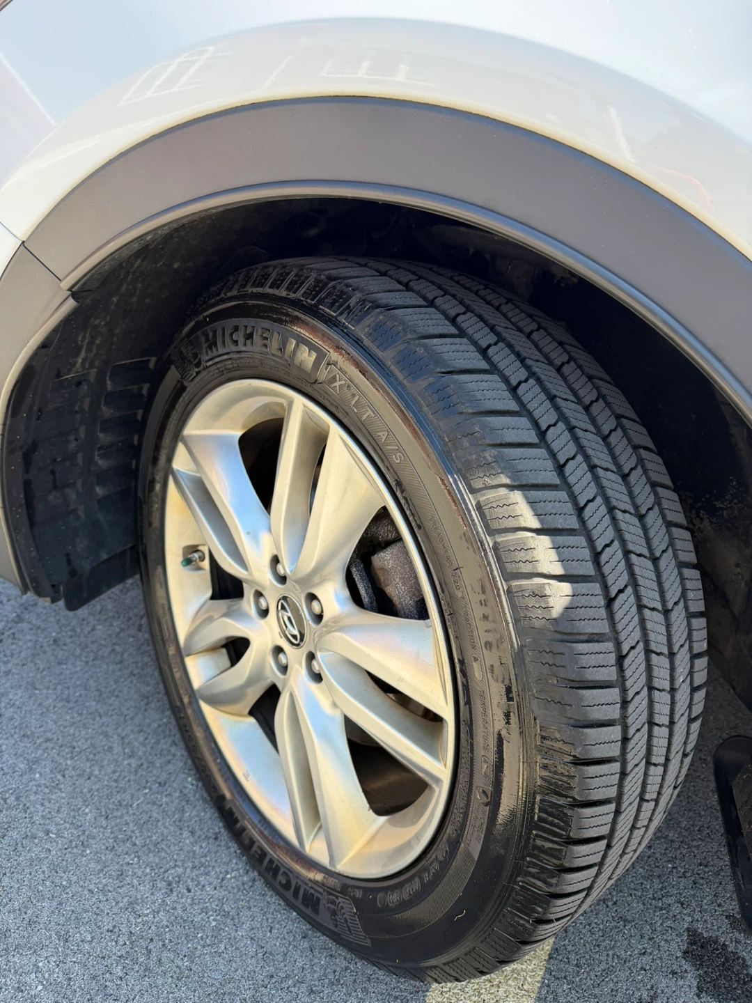 4x4 2014  Hyundai Santa Fe Sport SUV - photo 5