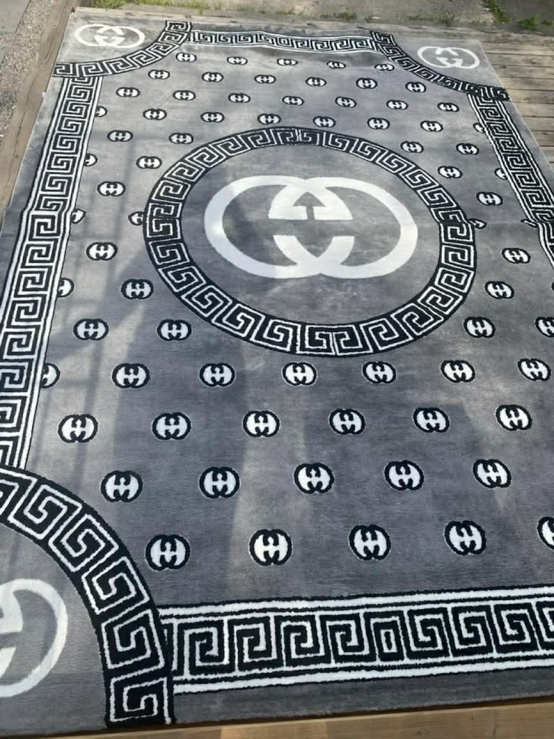 Grey large Rug