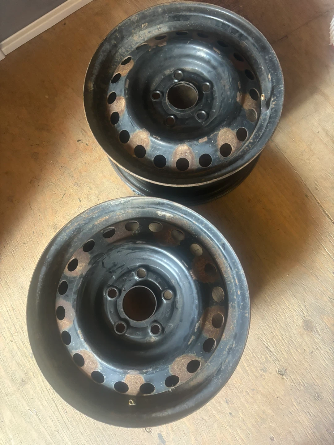 Set of 2 Black Steel Wheels - photo 2