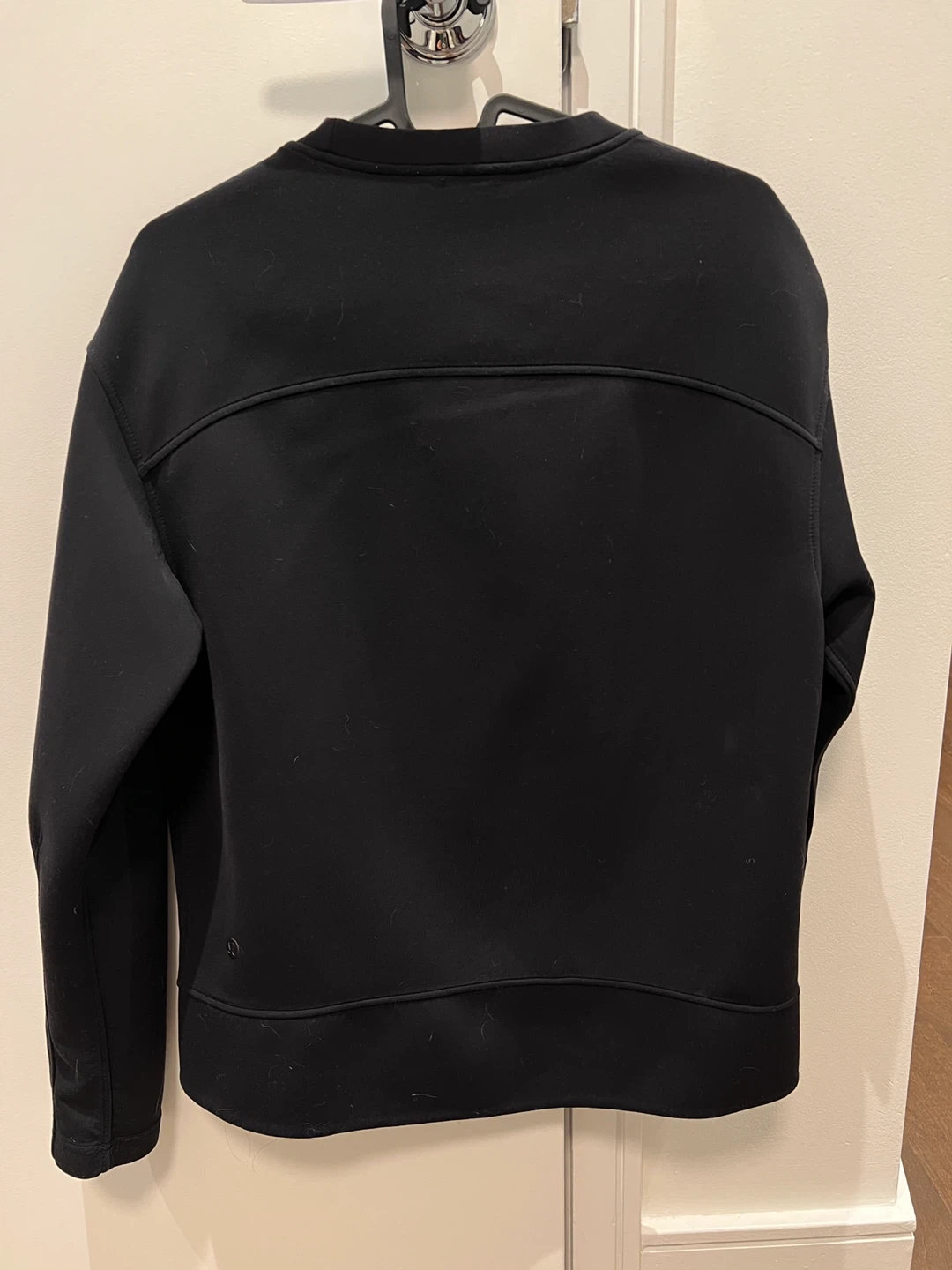 Lululemon Black Crew Neck Sweatshirt - photo 2