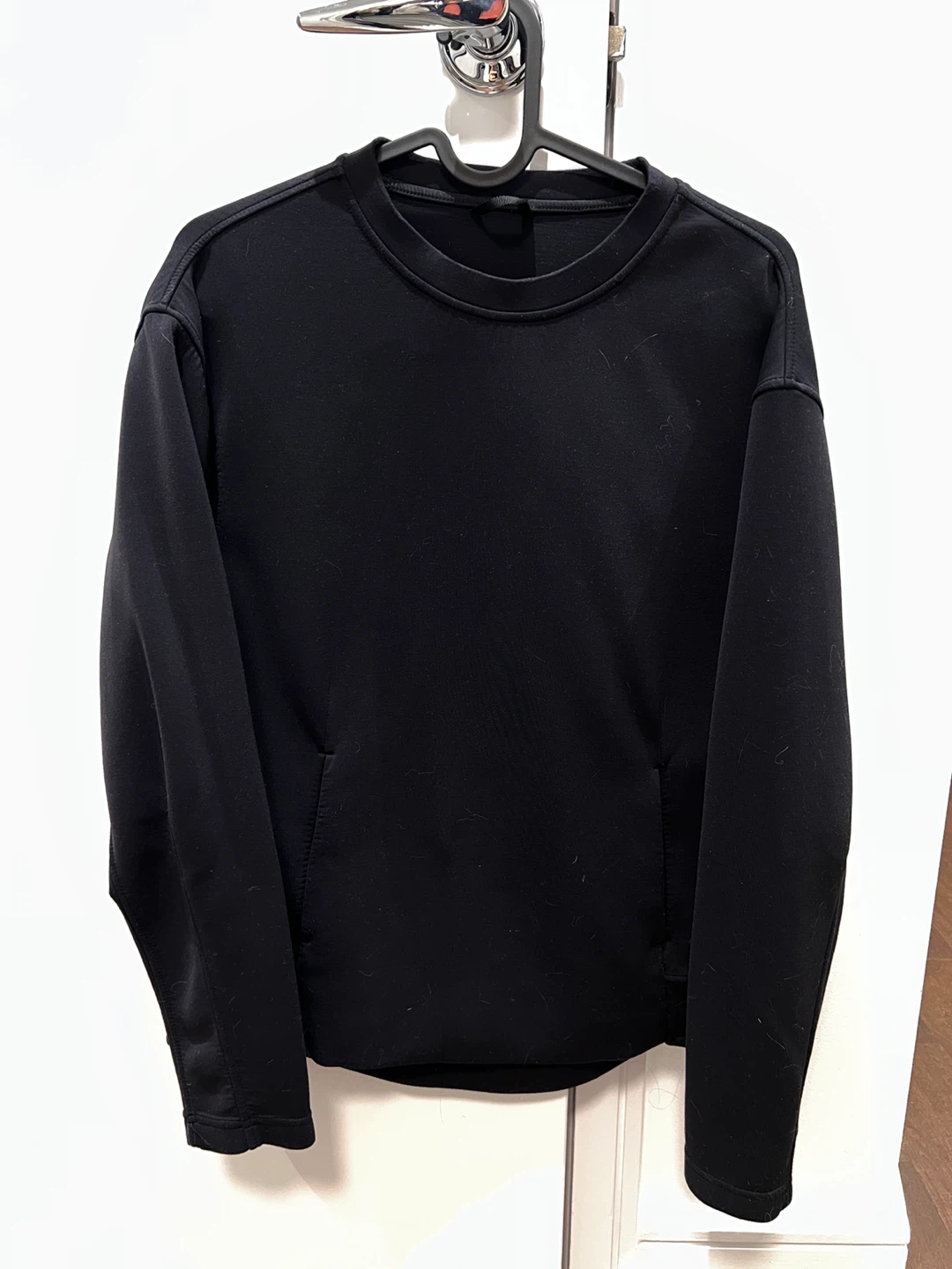 Lululemon Black Crew Neck Sweatshirt