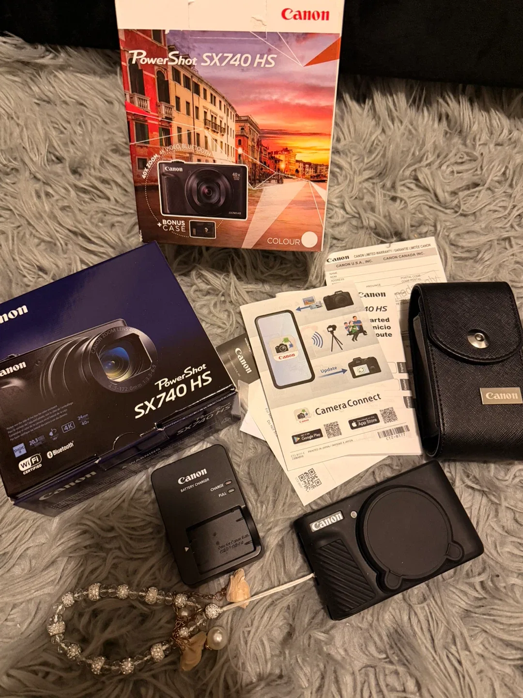 Canon PowerShot SX740 HS Digital Camera with Accessories