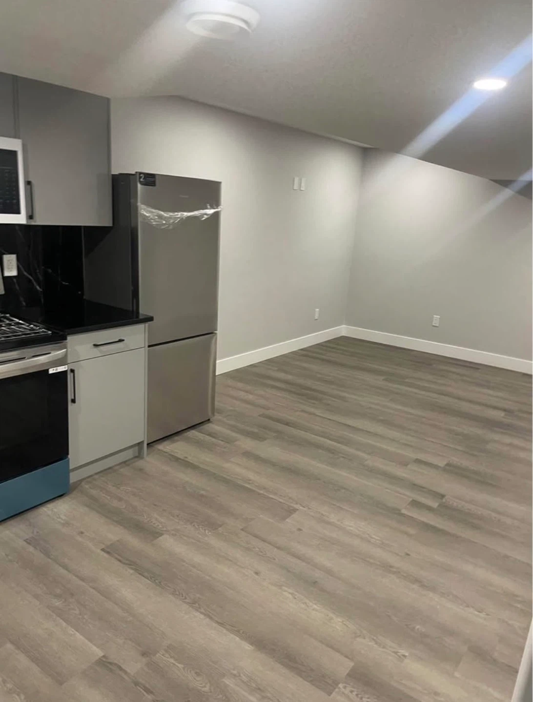 Basement for Rent ( 1 month rent free) - photo 2