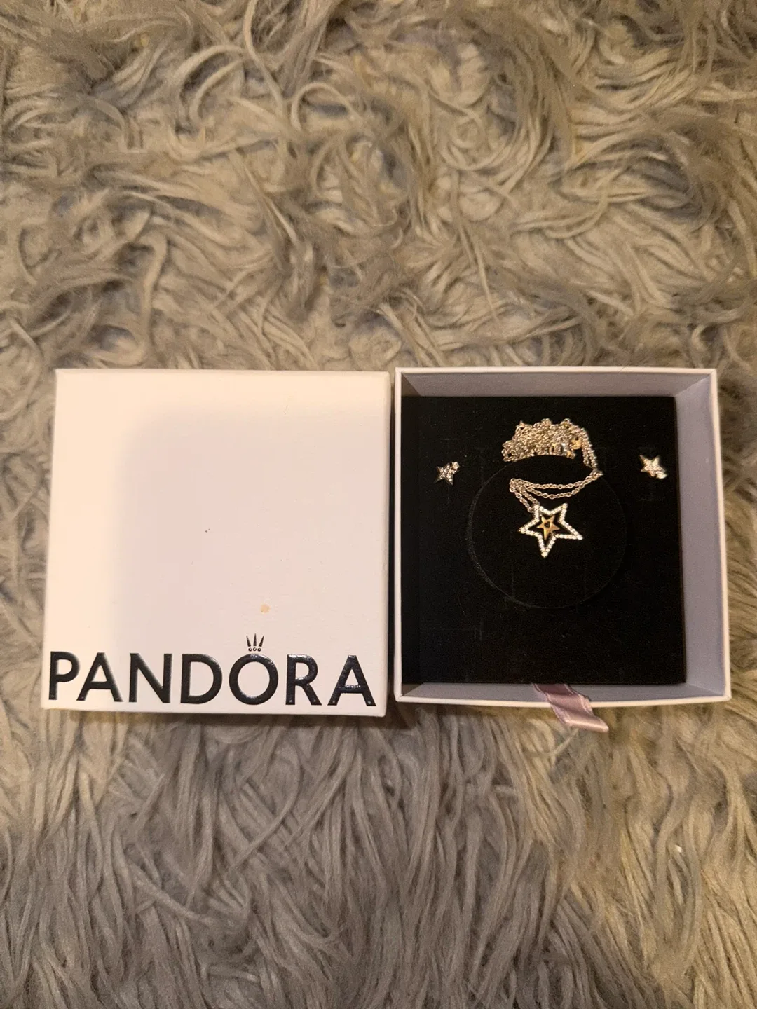 Pandora Star Necklace and Earrings Set