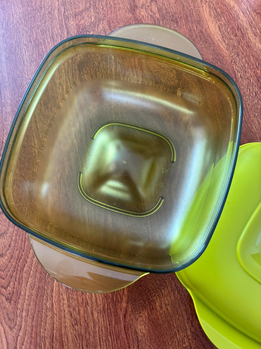 Tupperware Microwave Vent n’ Serve Container - photo 4