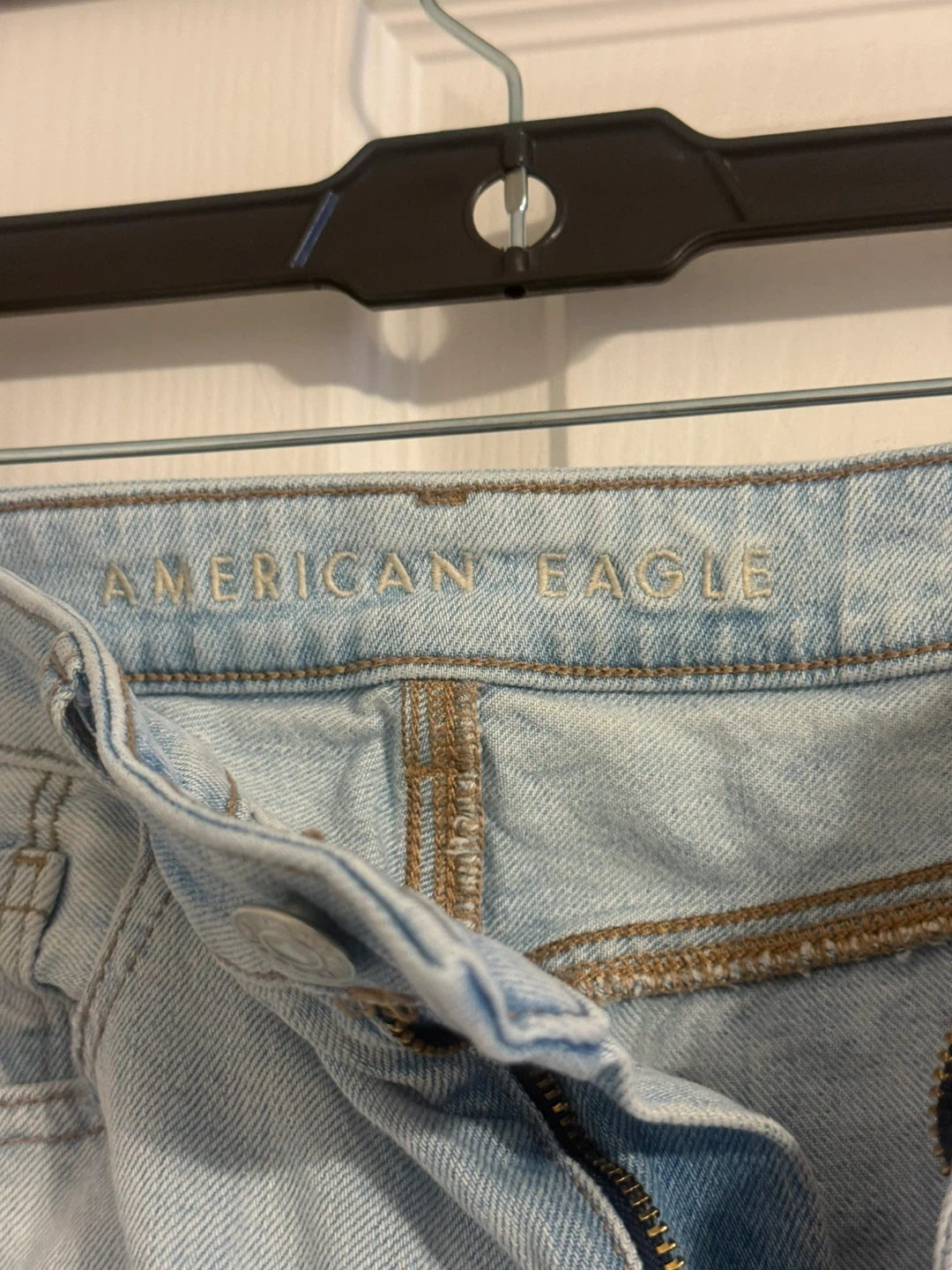 American Eagle Light Wash jeans - photo 4