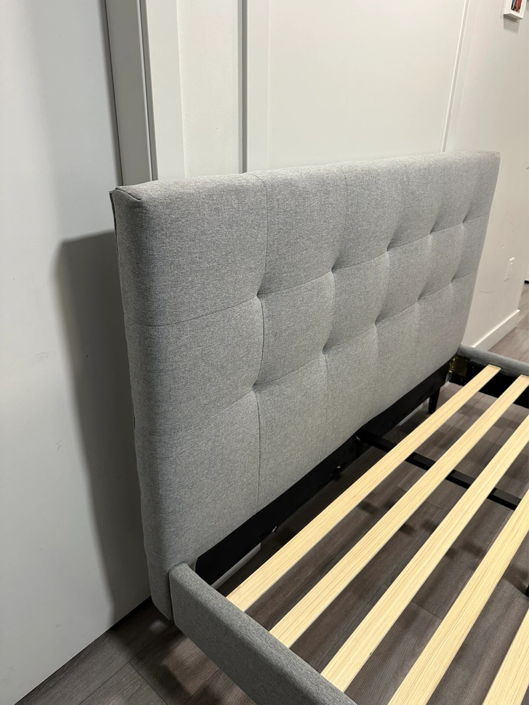 Queen bed frame *FREE DELIVERY - photo 4