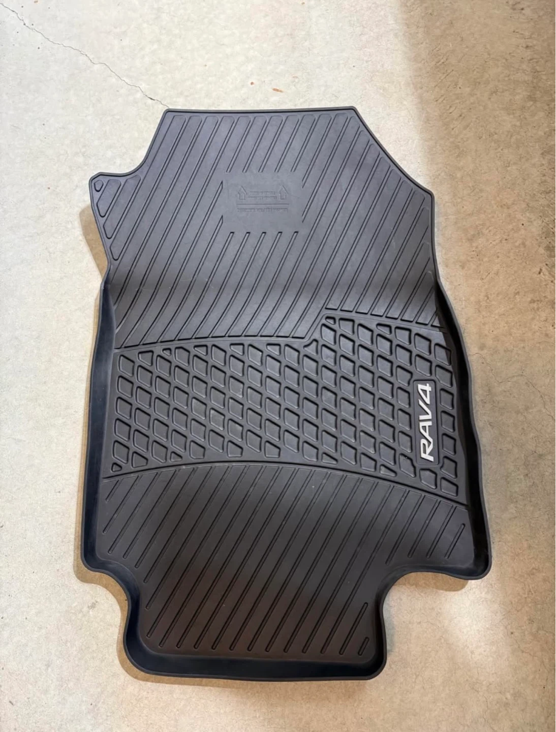 2020 Toyota RAV4 accessories - photo 2