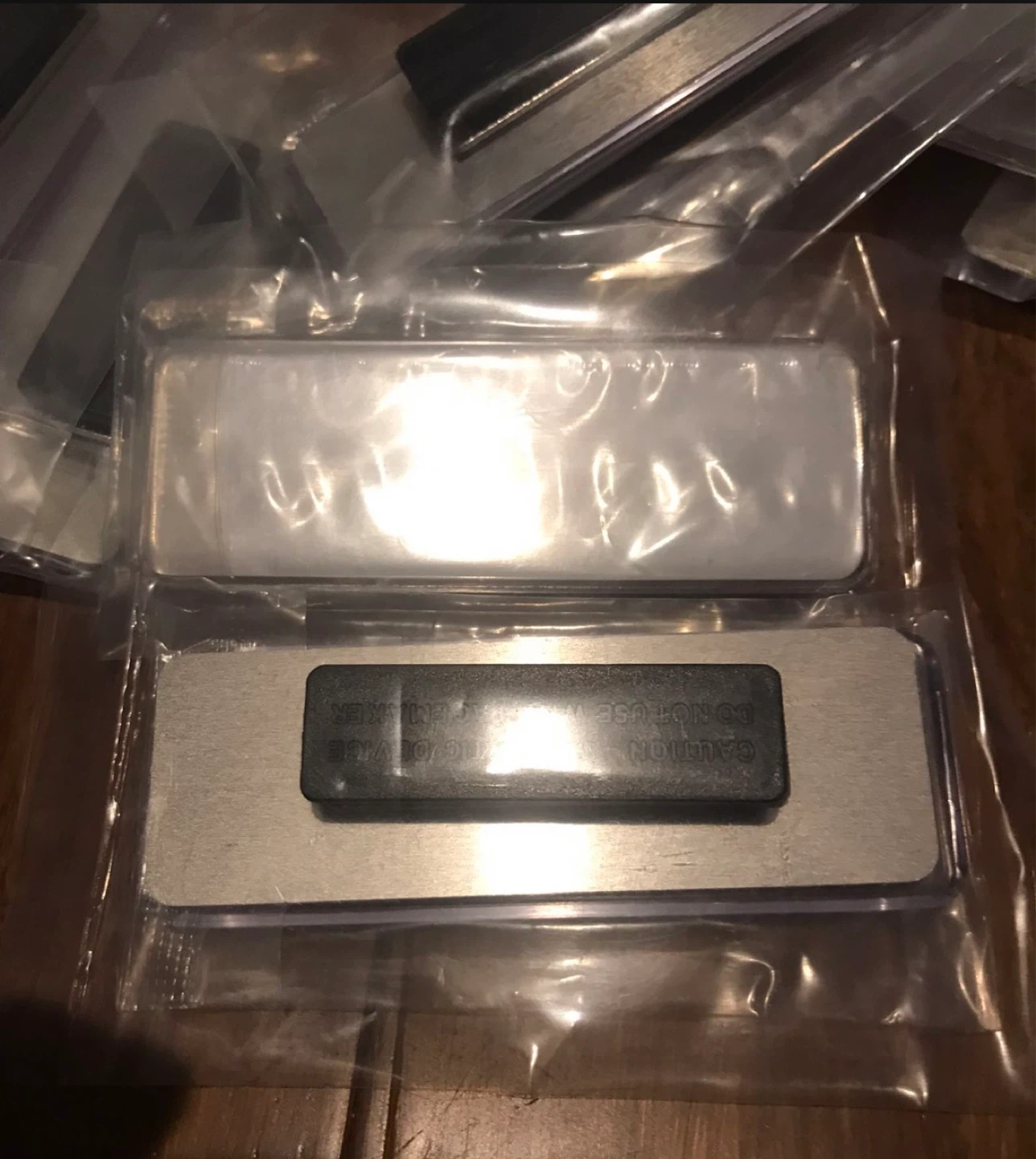 32 Pieces Magnetic Name Badge Holders. - photo 2