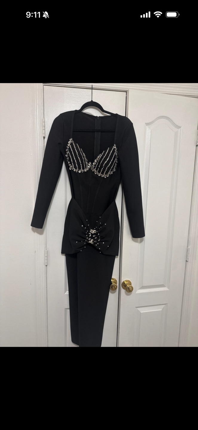 Black Long Sleeve Embellished Midi Dress - photo 4