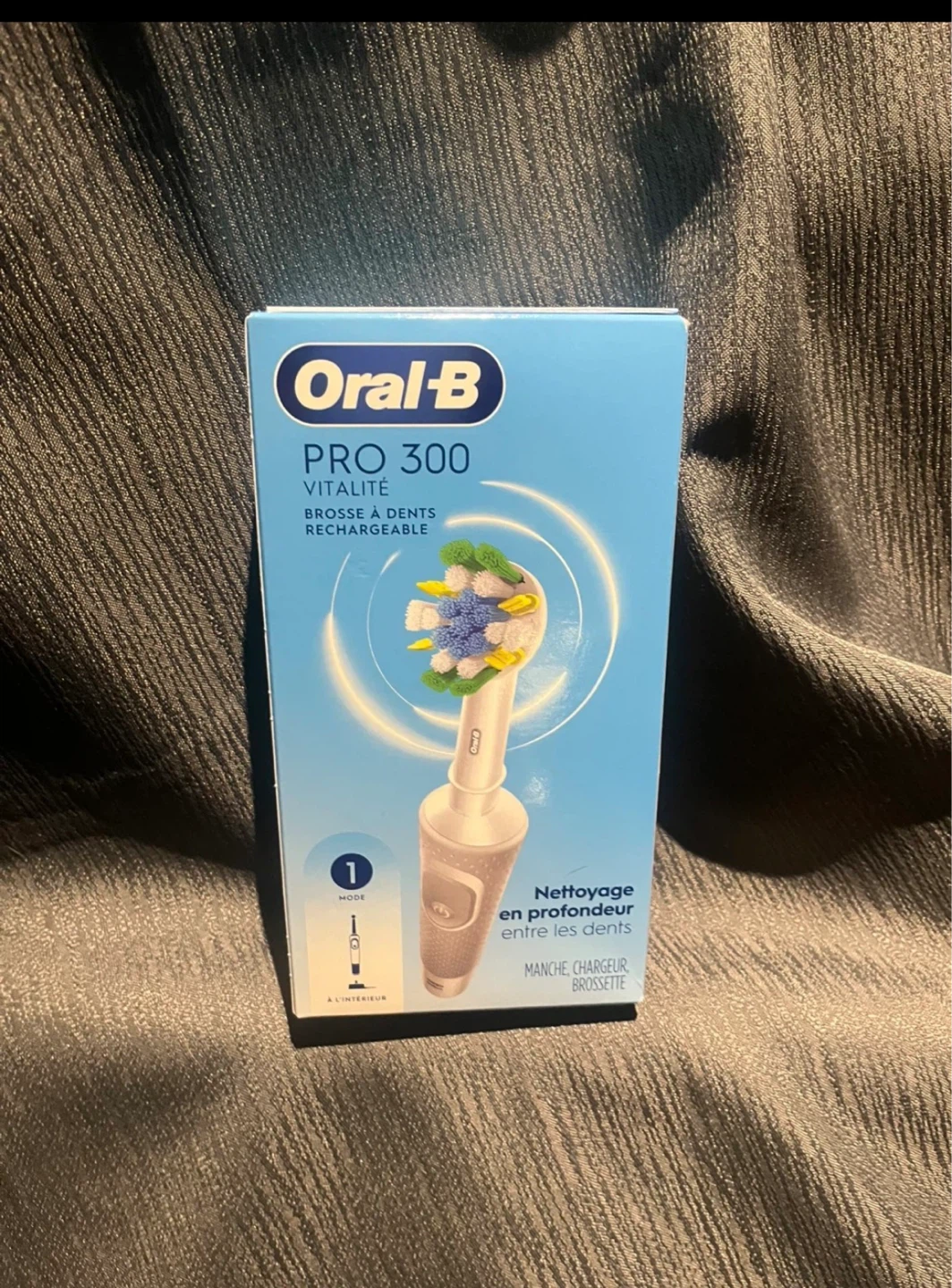 Oral-B Pro 300 Vitality Rechargeable Toothbrush