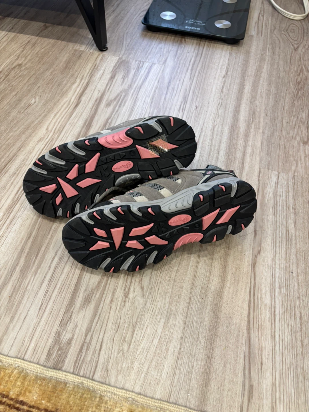 Columbia Women's Hiking Shoes size 9.5 - photo 3