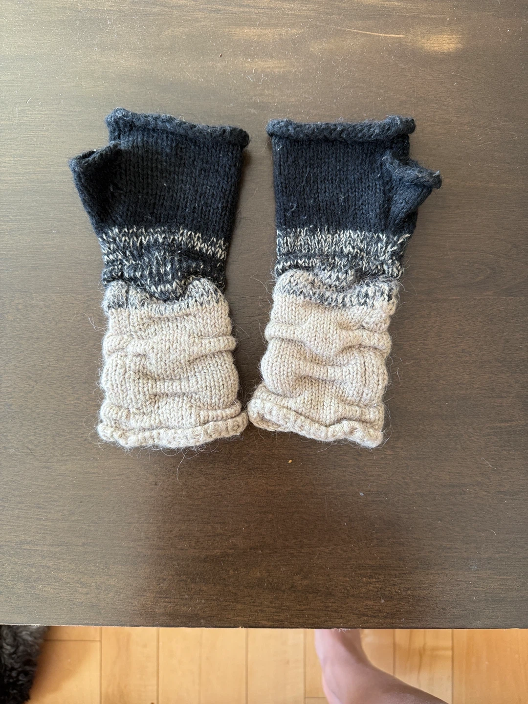 Knitted Fingerless Gloves - photo 2