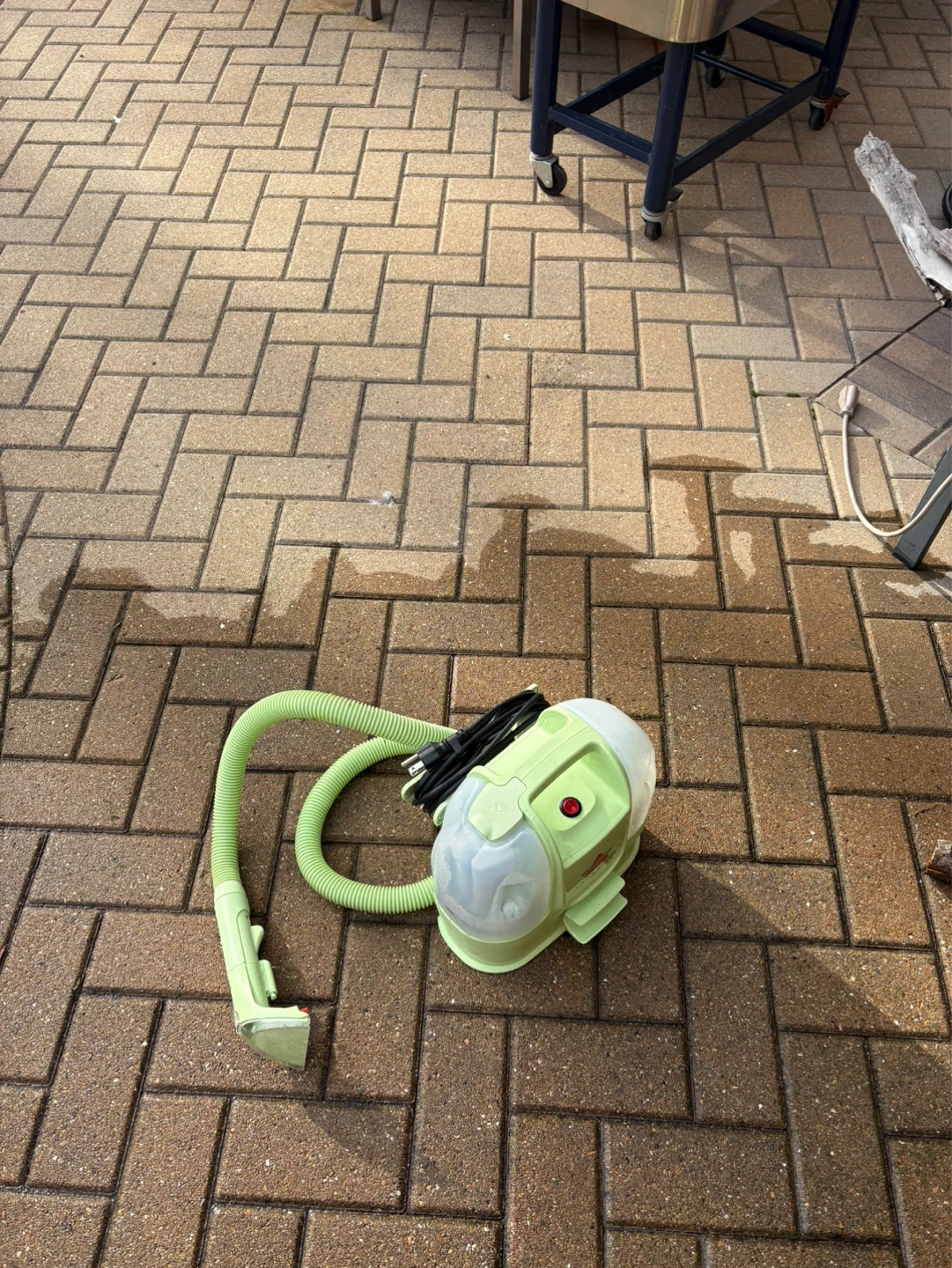 Bissell Little Green Mini Portable Carpet and Upholstery Cleaner - photo 2