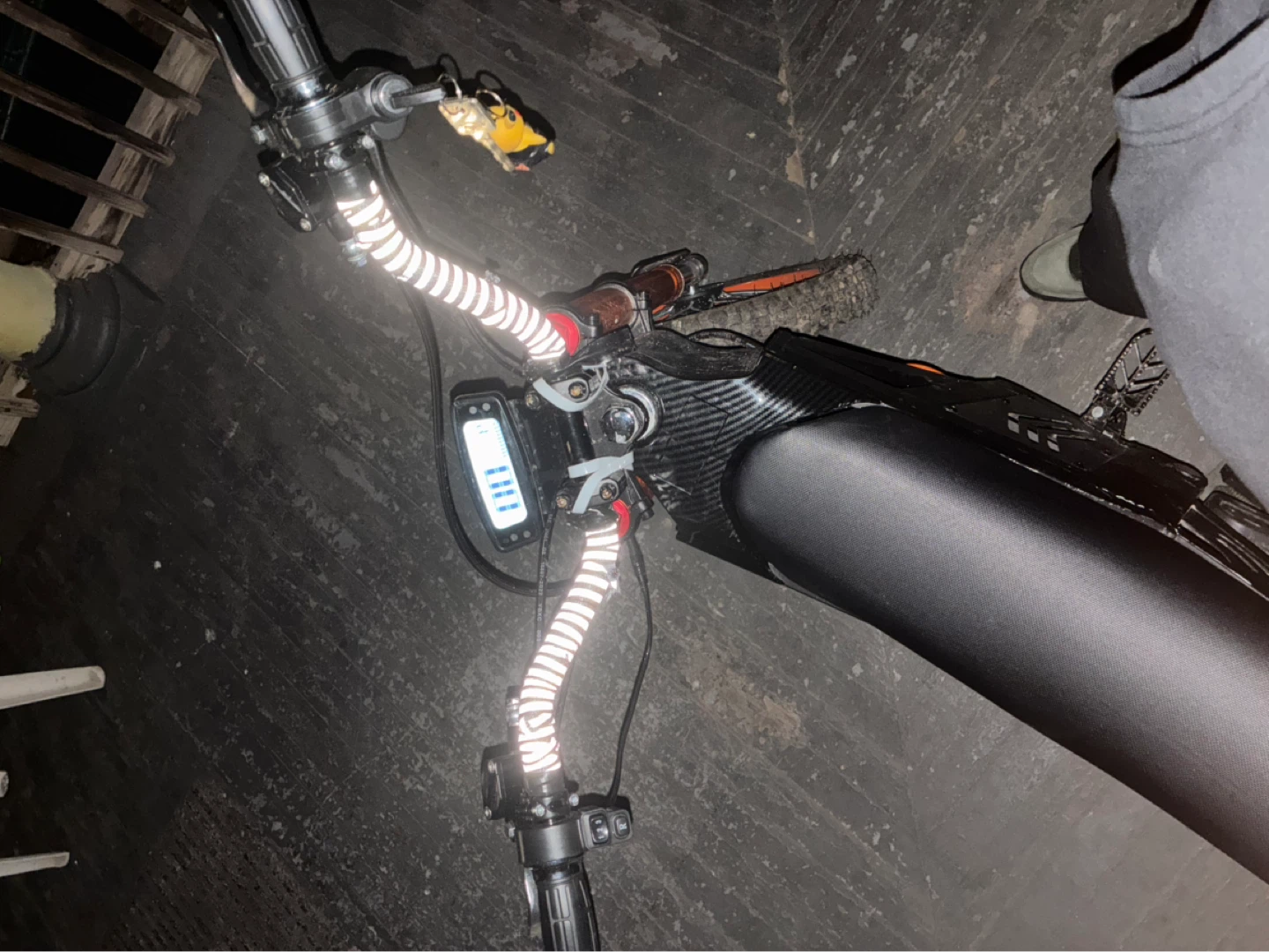 Electric Dirt Bike - photo 2