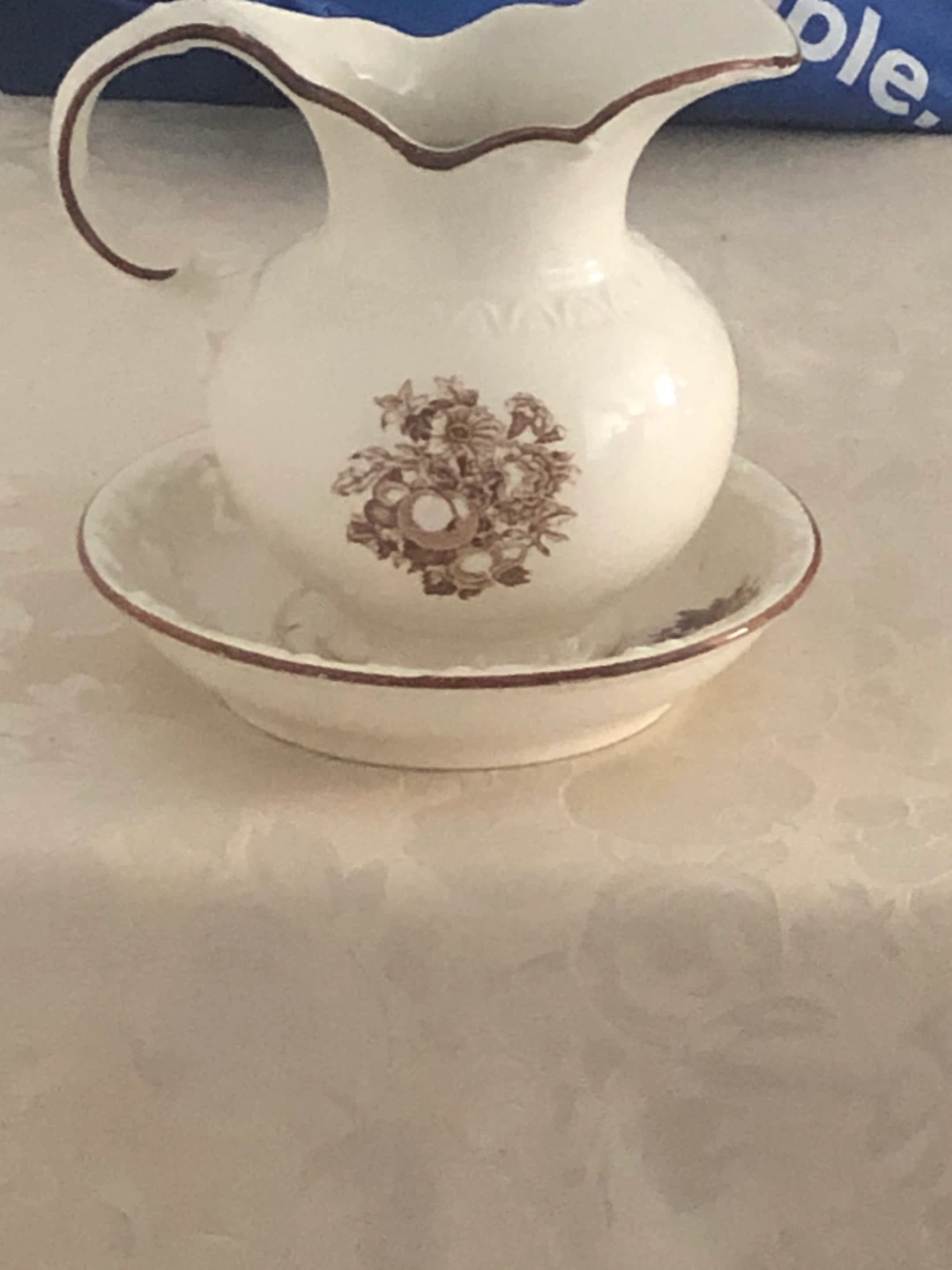 Pitcher and saucer - photo 3