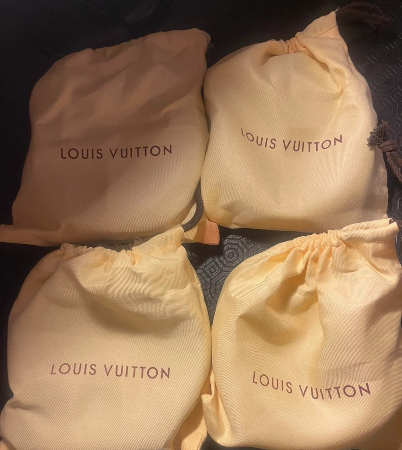 Louis Vuitton Belts size 30-36 - photo 2