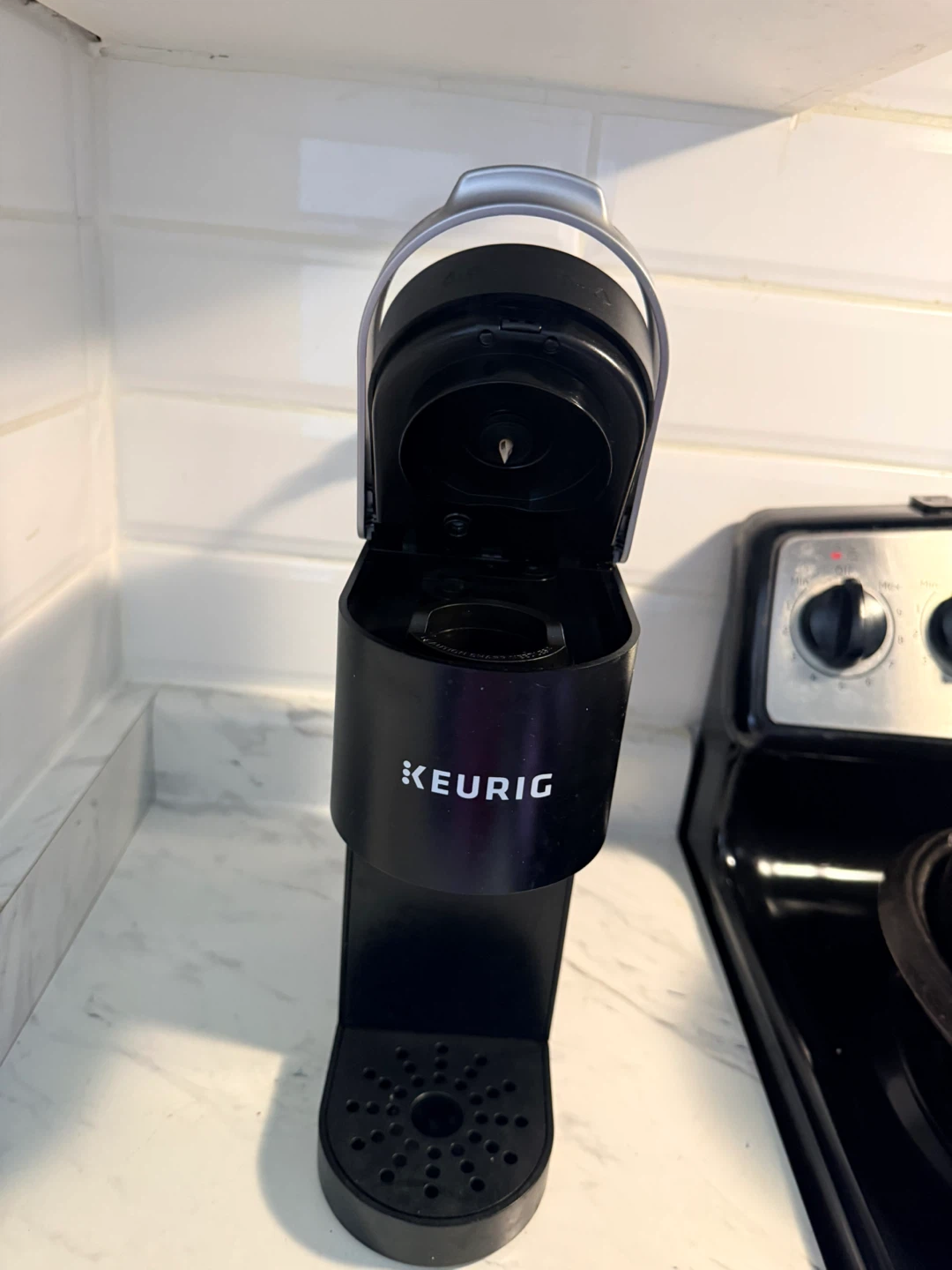 Keurig Single Serve Coffee Maker - photo 2