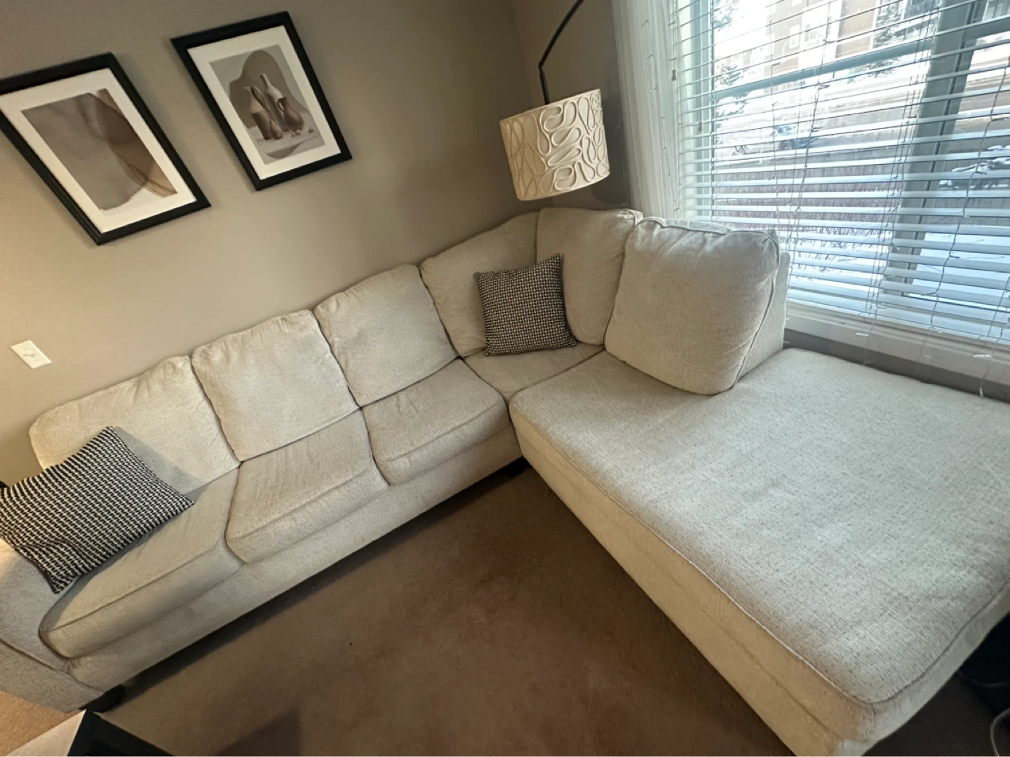 Sectional Sofa with Chaise