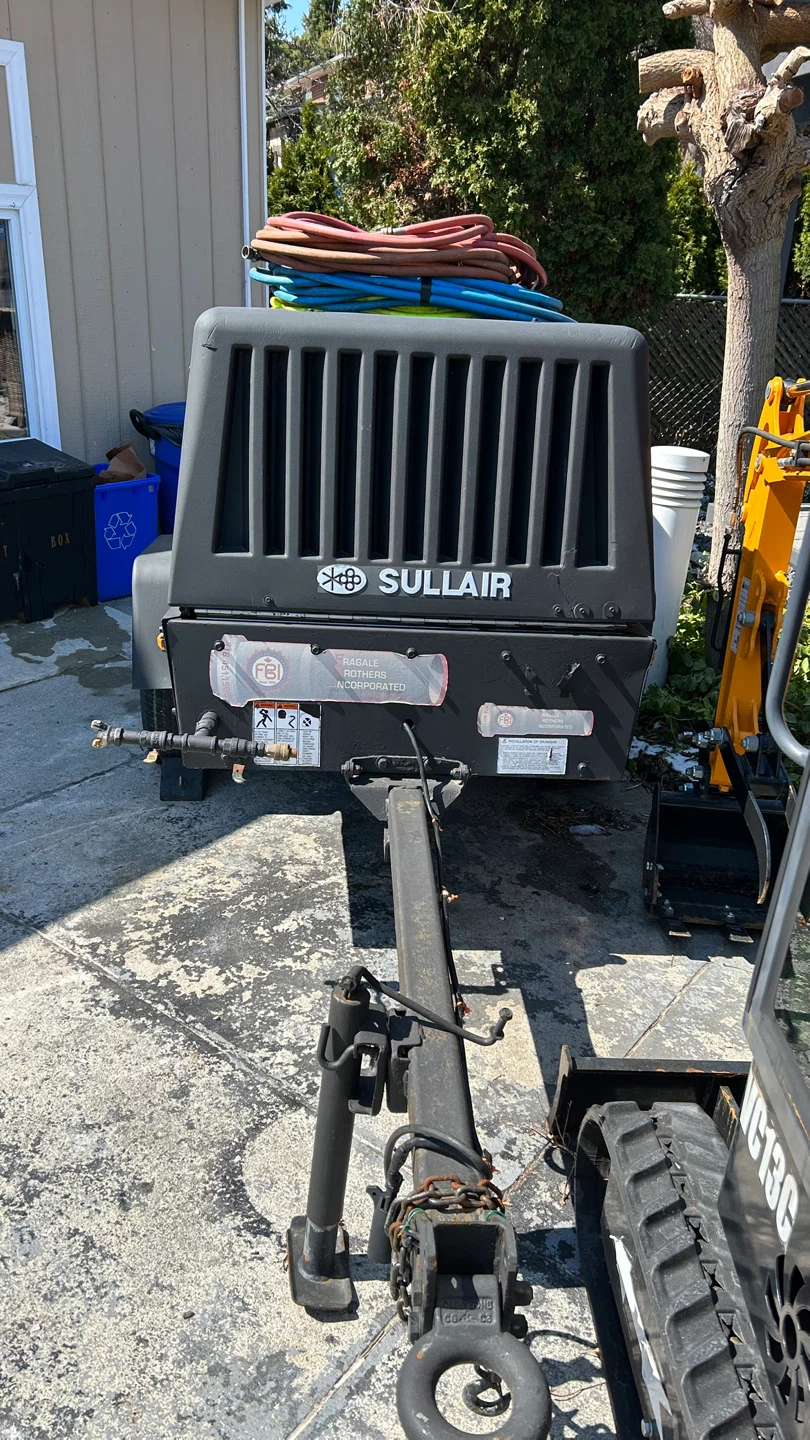 Sullair Air Compressor - photo 2