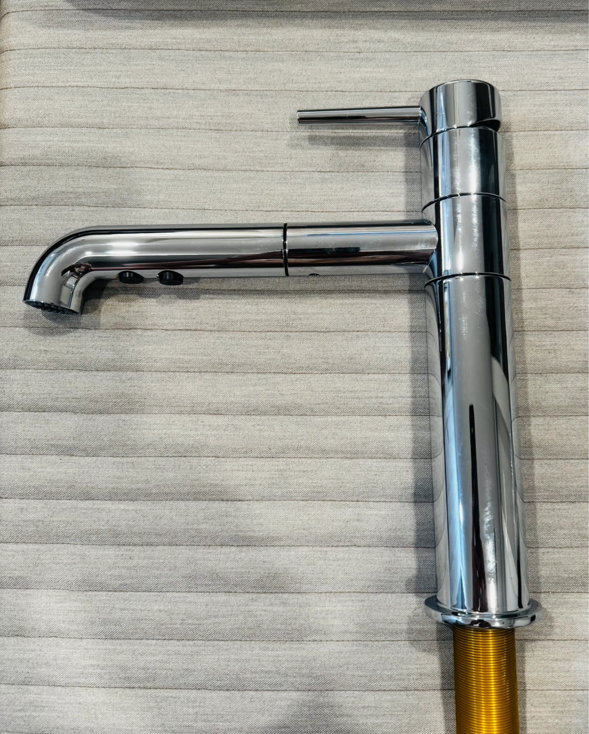 Brand New Delta Kitchen Faucet Pull-Down Chrome - photo 2