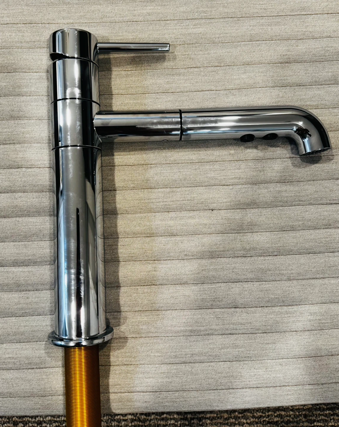 Brand New Delta Kitchen Faucet Pull-Down Chrome - photo 3