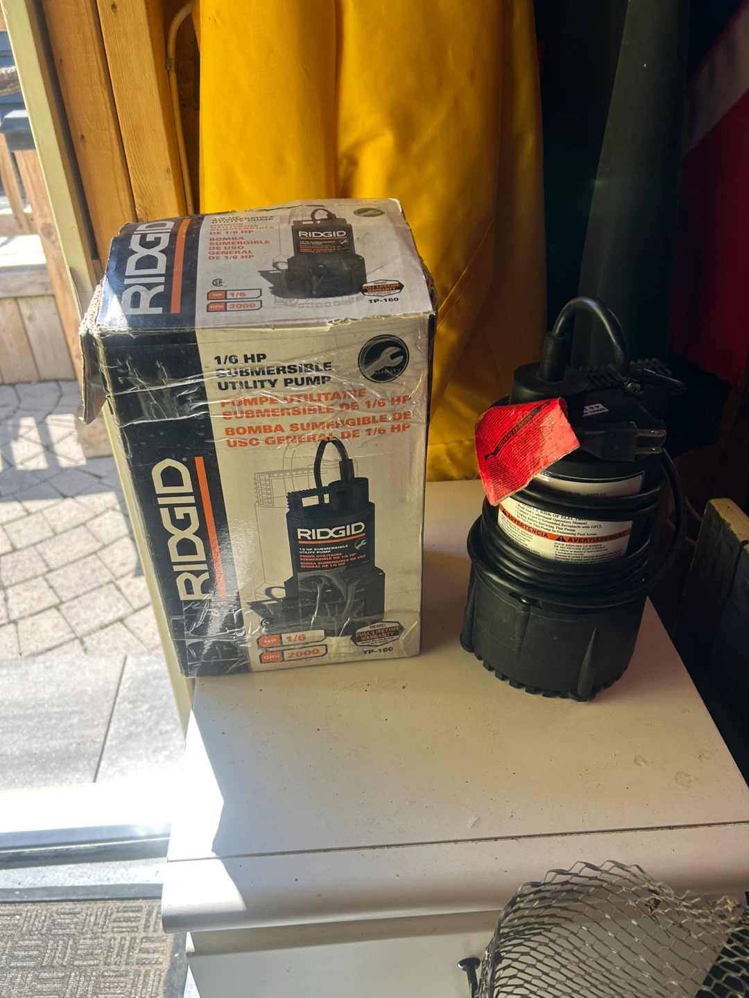 RIDGID 1/6 HP Submersible Utility Pump TP-160