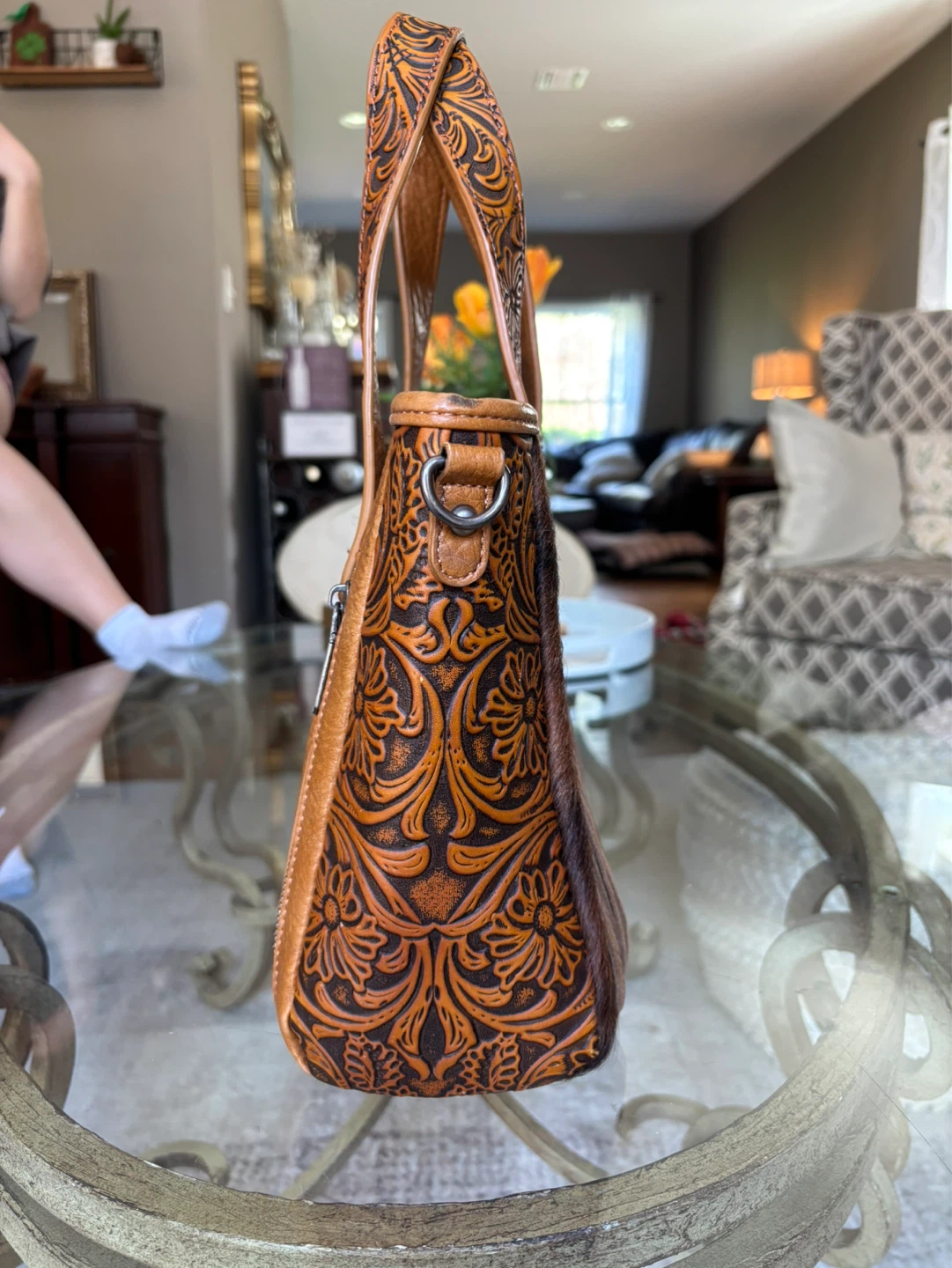 Wrangler Western Cowhide Tooled Tote Handbag - photo 4