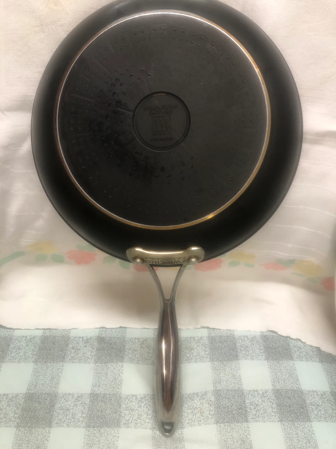 Zwilling J.A. Henckels Non Stick Fry Pan - photo 4