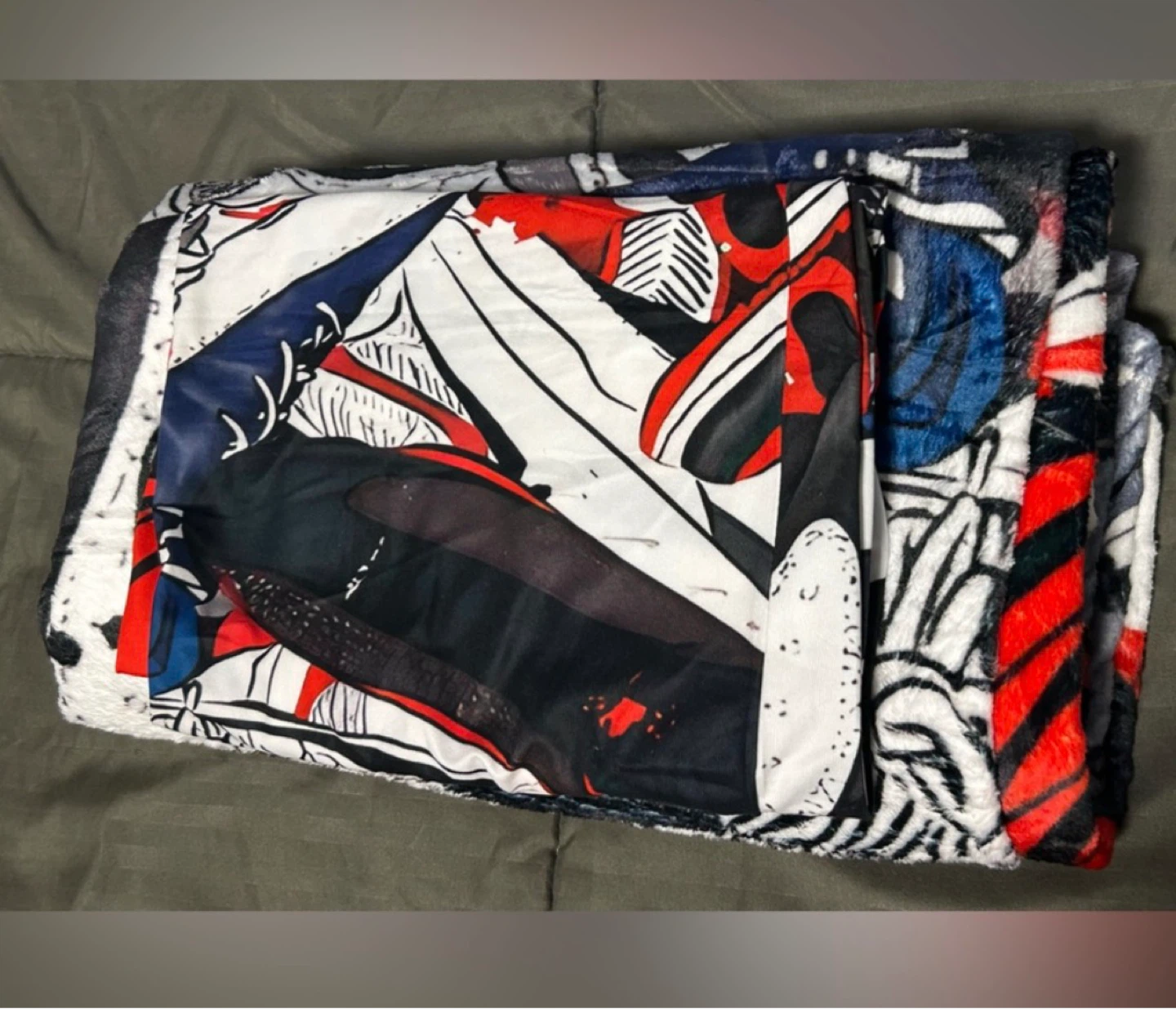Sneaker Print Throw Blanket + Pillowcase Set 60x50 NEW - photo 3