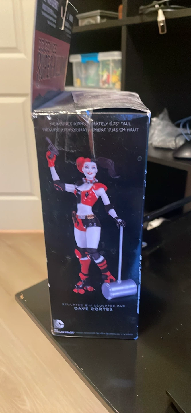 DC Comics Super-Villains Harley Quinn Action Figure