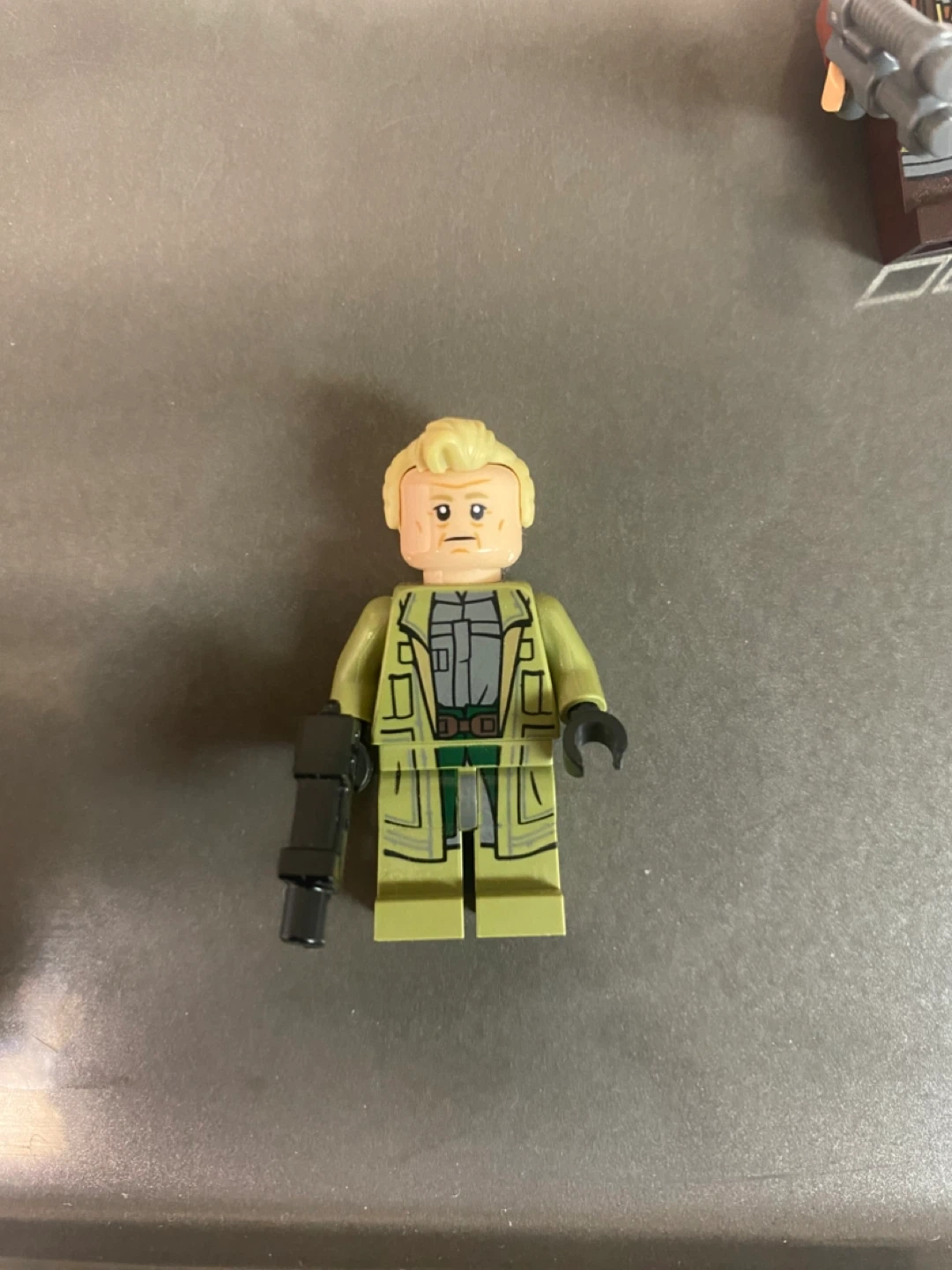 LEGO Star Wars Ambush on Ferrix (75338) – Complete Set - photo 2