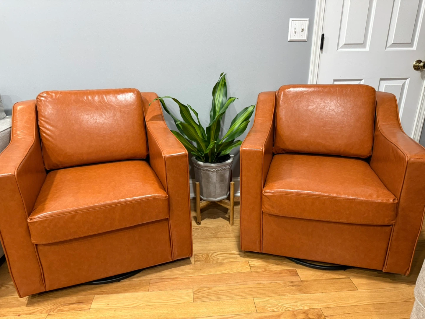 Brown Faux Leather Swivel Armchair (set-2)