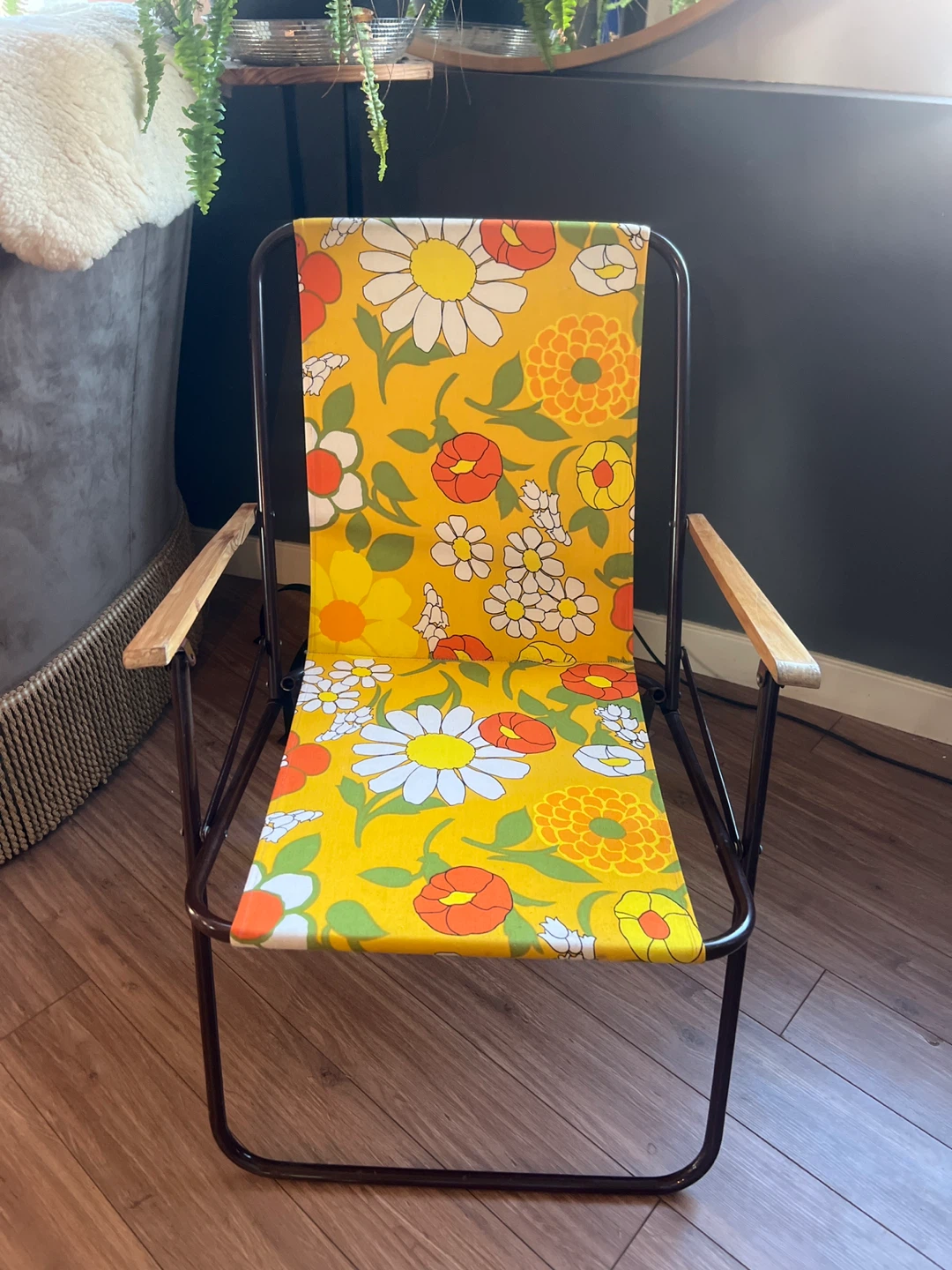 Vintage Floral Folding Chair
