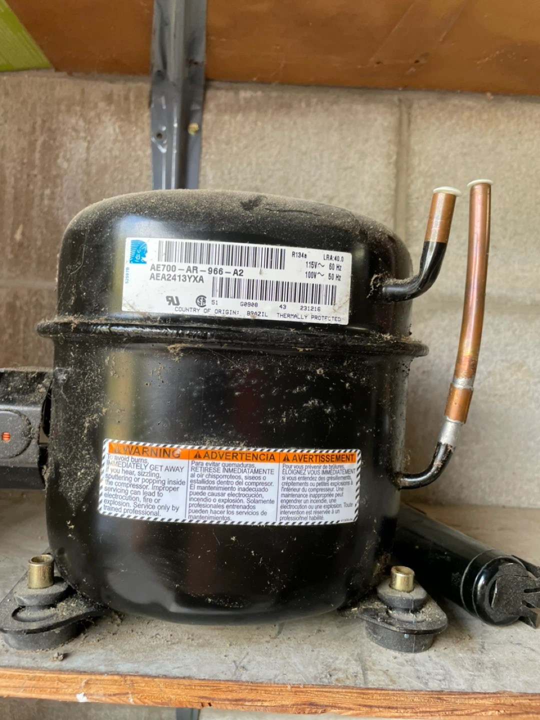 AE700-AR-986-A2 Refrigerator Compressor