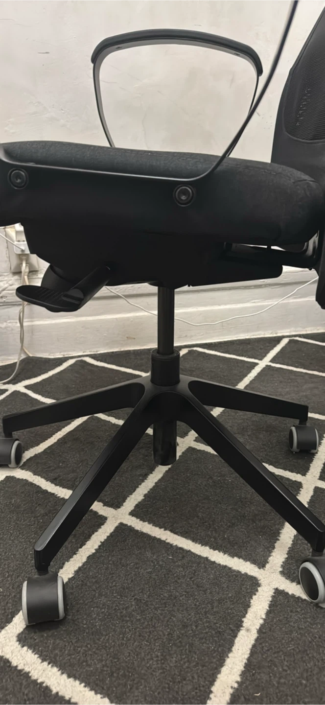 Ikea Markus Mesh Back Office Chair - photo 2