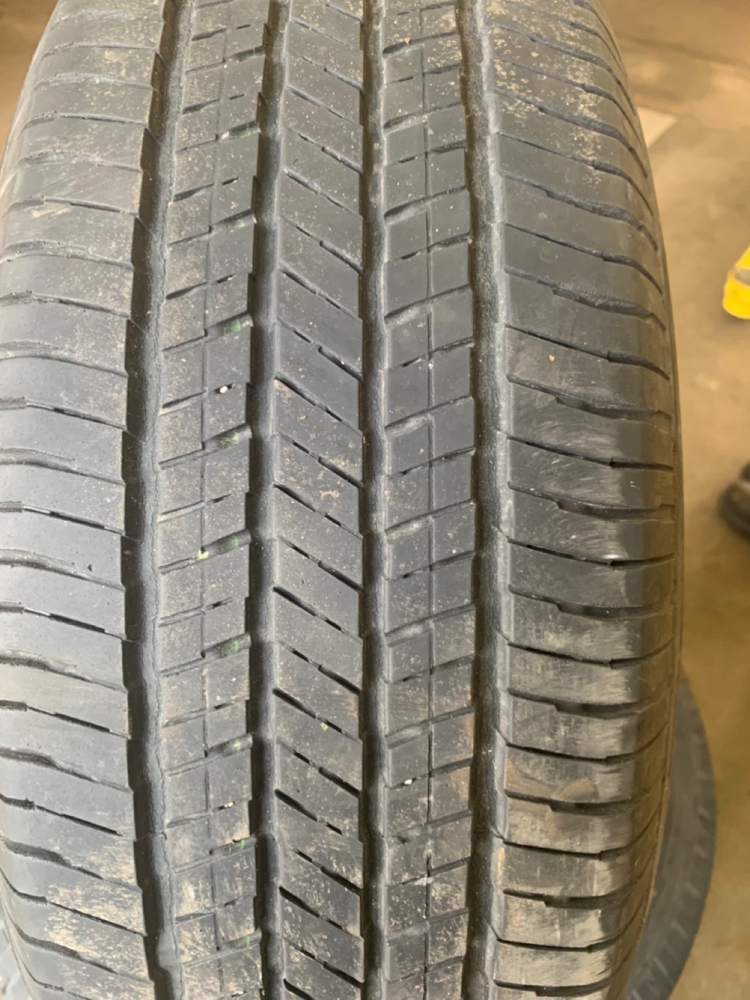 P215/60R16 94H Tires - photo 3