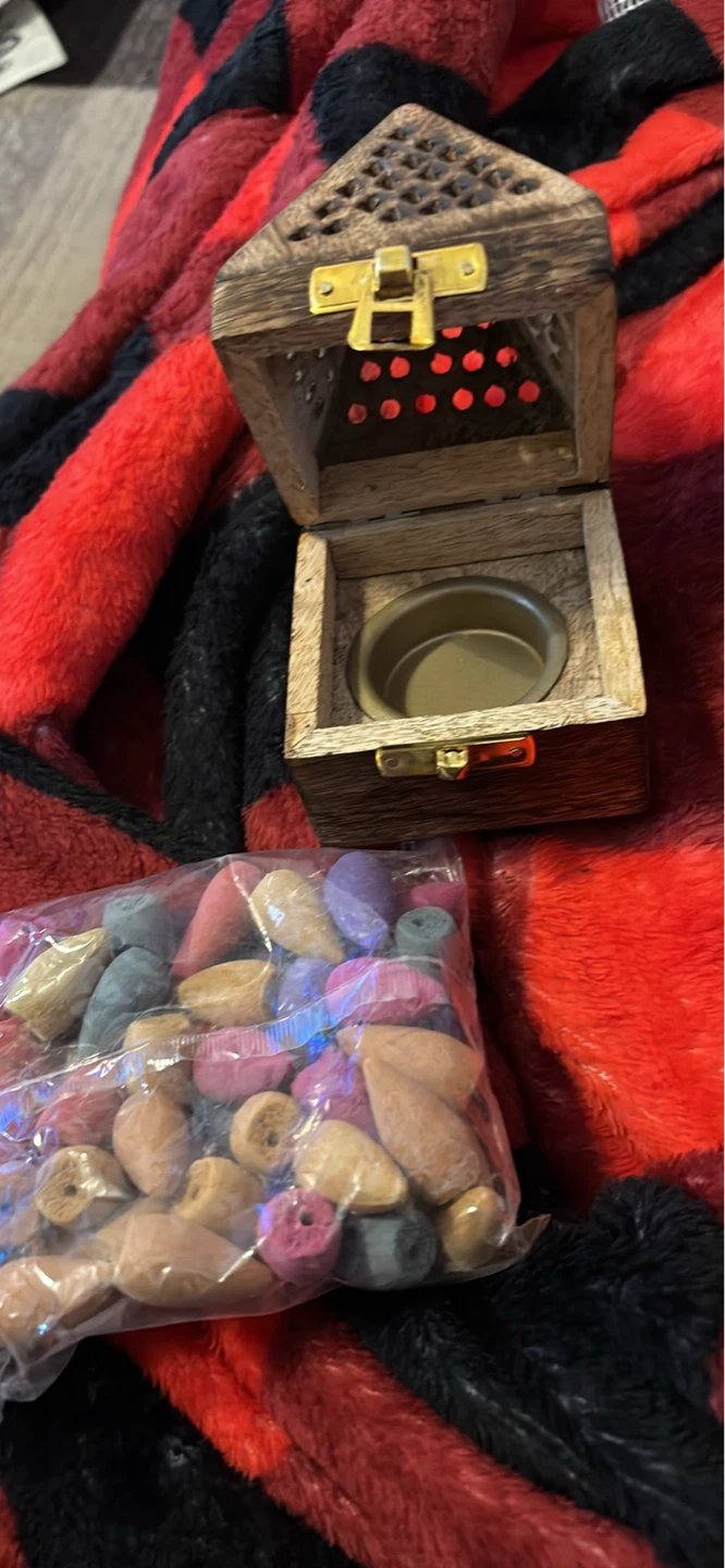 Wooden Pyramid Incense Burner with Mixed Incense Cones