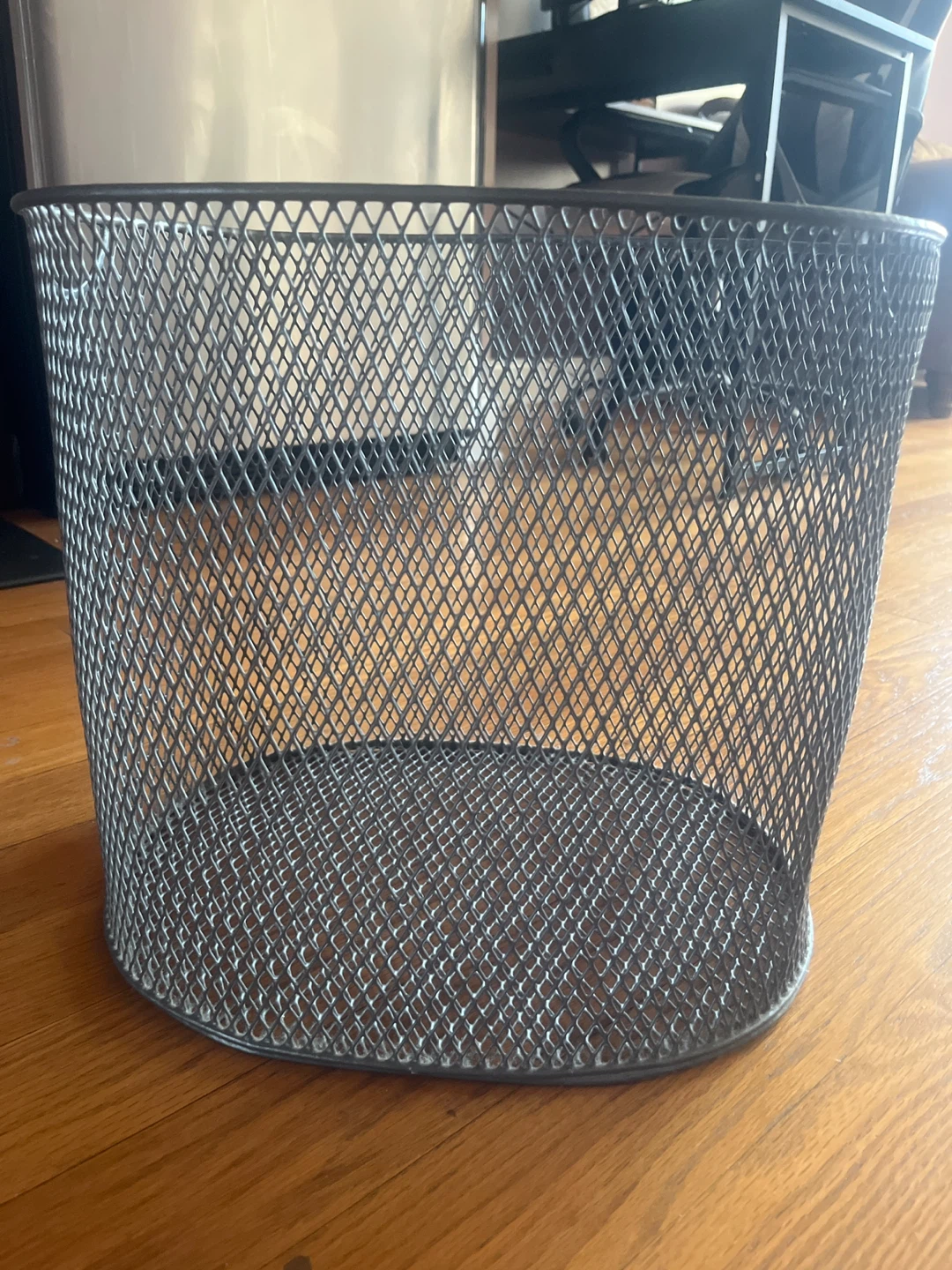 Mesh Wastebasket - photo 2